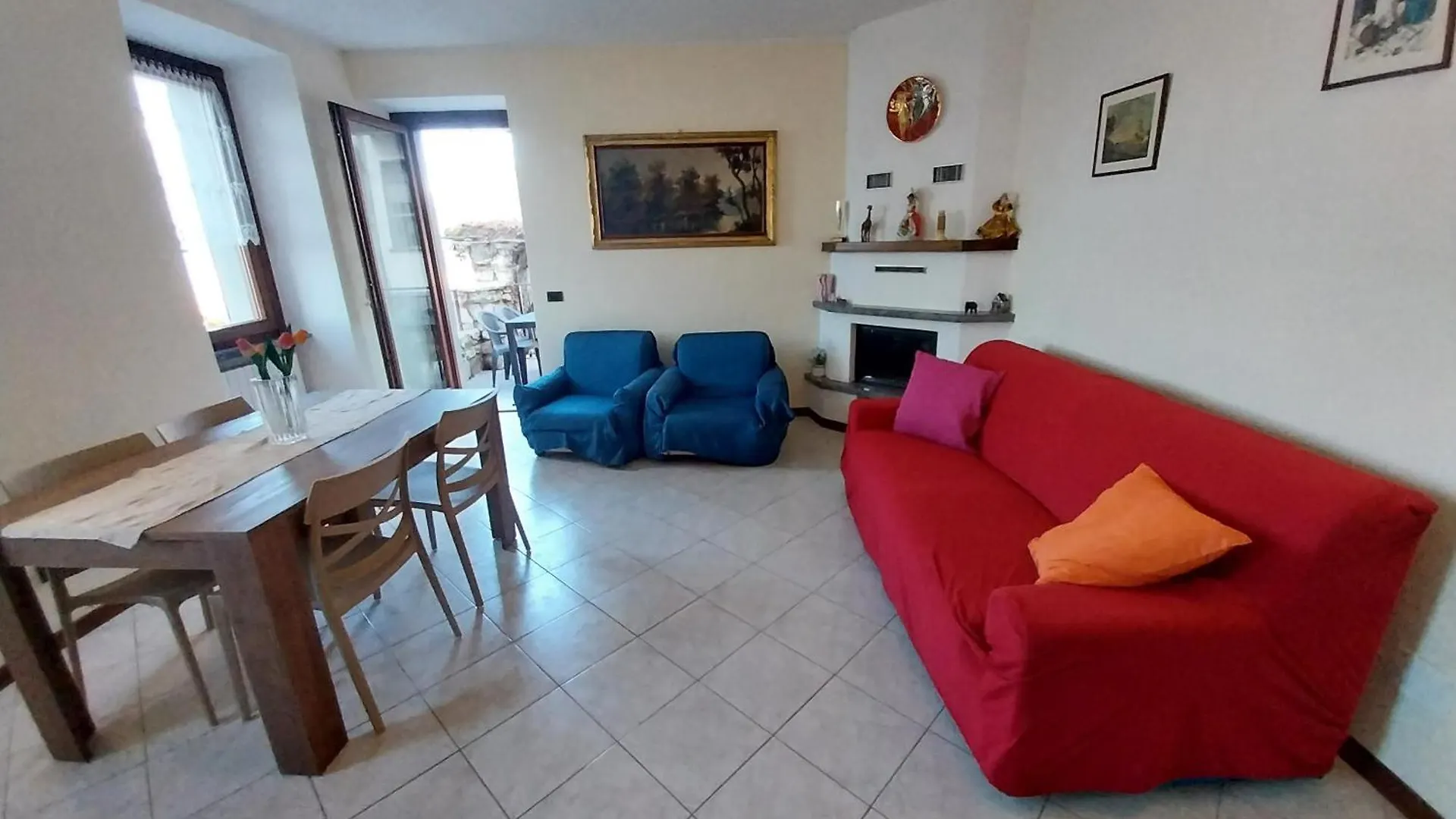 Rosa House Varenna Holiday home