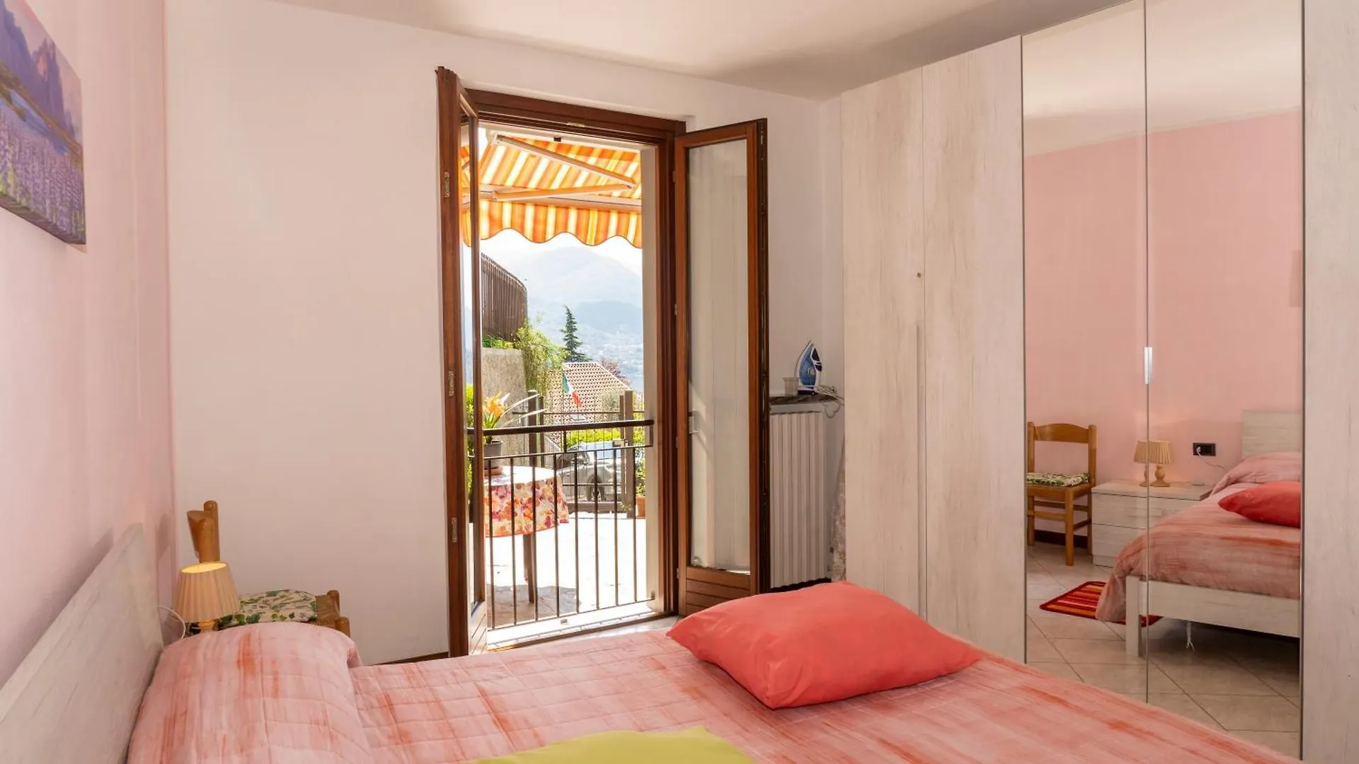 Rosa House Varenna
